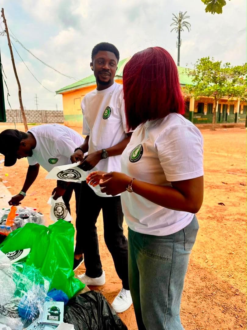 Team logistics and preparation before community outreach